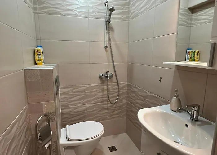 Lägenhet божур *