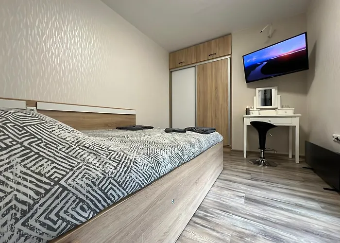 божур 瓦爾納